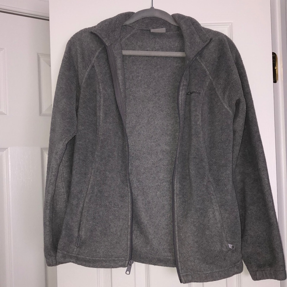 Columbia Fleece Zip Up: Grey